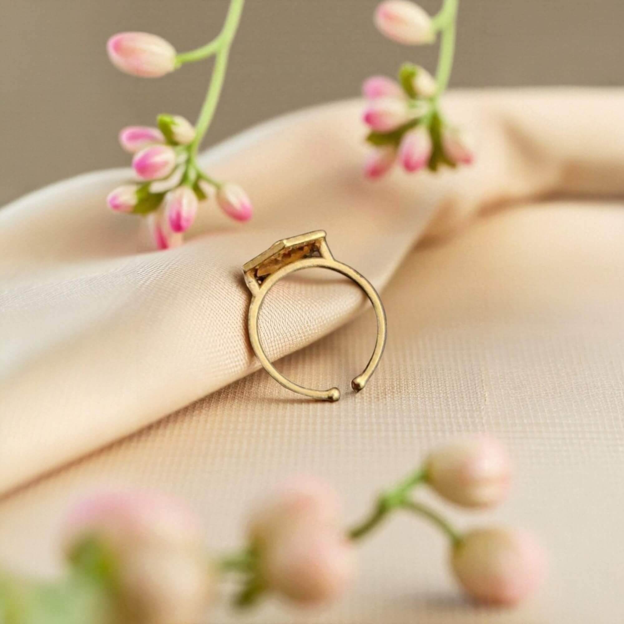 Creenara Elegant Gold-Plated Designer Ring with CZ Diamonds